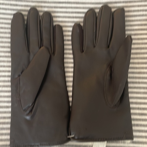 Rabbit lined gloves - Picture 3 of 4